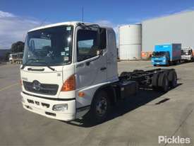 2007 Hino FD 500 - picture2' - Click to enlarge