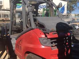 4.0T Diesel Counterbalance Forklift - picture2' - Click to enlarge