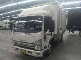 Isuzu NQR450M - picture1' - Click to enlarge