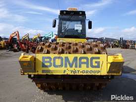 2010 Bomag BW 219 PDH-4 - picture2' - Click to enlarge