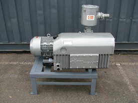 Large Rotary Vane Vacuum Pump - Busch RC 0250 - picture0' - Click to enlarge