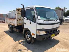 2003 Hino DUTRO - picture0' - Click to enlarge