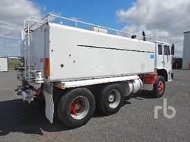 INTERNATIONAL ACCO 1950C Water Truck - picture1' - Click to enlarge