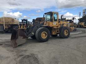 Volvo L120E Loader - picture1' - Click to enlarge