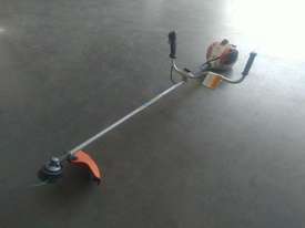 Stihl FS 240c - picture0' - Click to enlarge