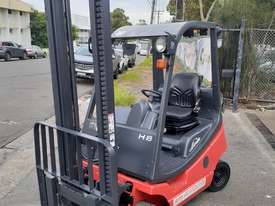 forklift for sale-Linde 2011 model low hours 1800kg 4.2m lift only $7000 - picture2' - Click to enlarge