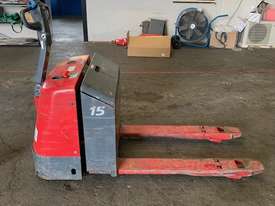 Nichiyu Electric Pallet Jack - picture2' - Click to enlarge