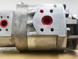 Hydraulic Pump to suit Caterpillar part number: 3G7610 - picture0' - Click to enlarge