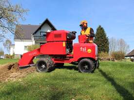 FSI D42 Self Propelled Stump Grinders - picture0' - Click to enlarge