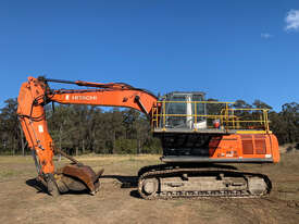 Hitachi ZX350 Tracked-Excav Excavator - picture2' - Click to enlarge