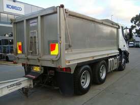 IVECO STRALIS AT500 TIPPER - picture1' - Click to enlarge