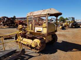 1968 Caterpillar D4D Bulldozer *DISMANTLING* - picture2' - Click to enlarge