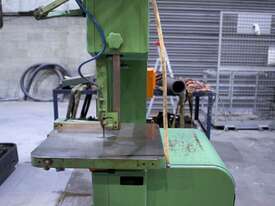 BAND SAW 18 INCH THROAT VERTICAL - picture0' - Click to enlarge