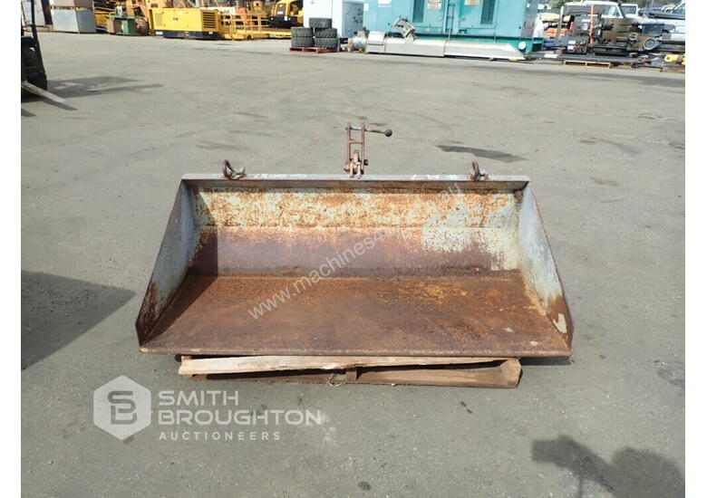 Used 3 POINT LINKAGE TRACTOR BUCKET Tractor Parts in , Listed on