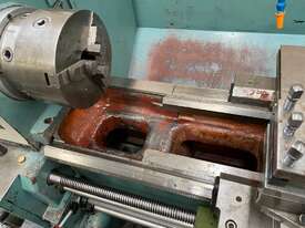 Victor 400 x 1000 Metal Lathe - picture1' - Click to enlarge