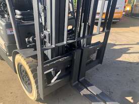 Crown Forklift As New - picture2' - Click to enlarge