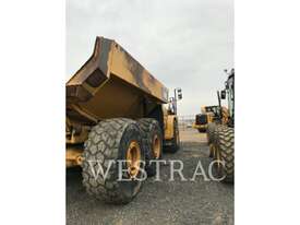 CATERPILLAR 740B Articulated Trucks - picture2' - Click to enlarge