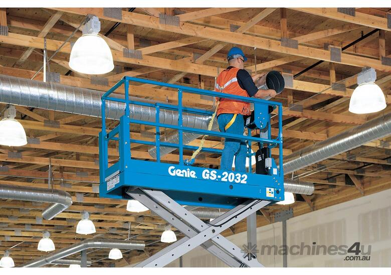 caption Genie GS2032 20'foot Electric Scissor Lift
