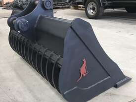  Hire 4-5 Tonne Skelton bucket - picture1' - Click to enlarge