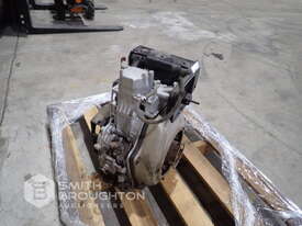 YANMAR SINGLE CYLINDER DIESEL ENGINE - picture0' - Click to enlarge