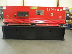 CMT 2500mm x 4mm Hydraulic Guillotine - picture0' - Click to enlarge