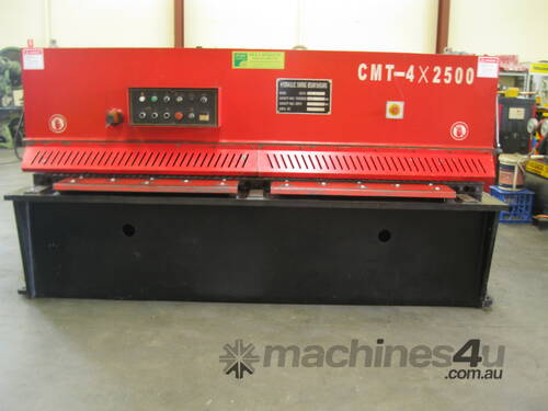 CMT 2500mm x 4mm Hydraulic Guillotine