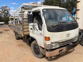 1998 TOYOTA DYNA WRECKING STOCK #2044 - picture0' - Click to enlarge