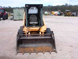 Mustang 2044 skid steer loader - picture1' - Click to enlarge