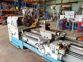 LZMT CENTRE LATHE 800 x 4000 - picture1' - Click to enlarge