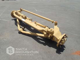 CATERPILLAR 14G MOTOR GRADER STEERING ASSEMBLY P/NO 8D3670 - picture0' - Click to enlarge