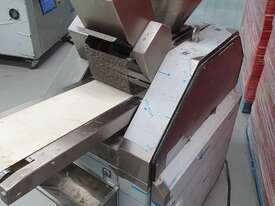 Volumetric Dough Divider Machine: KUMKAYA DM2000  - picture0' - Click to enlarge