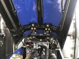 TANNERTRACK - LOVOL M704 65HP 4WD Cabin Tractor inc Loader & 4in1 Bucket - picture2' - Click to enlarge