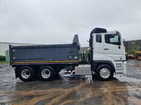 Fuso Shogun 460S Tipper - picture1' - Click to enlarge