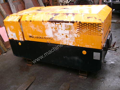 180 cfm , ingersoll-rand P180,wd , 705 hrs