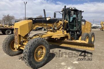 Caterpillar 2013 CAT 12M2 Grader