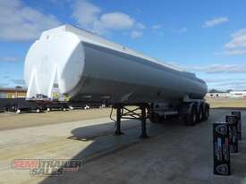 Highgate 34,000 Litre Aluminium Tanker - picture0' - Click to enlarge