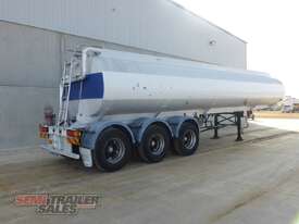 Highgate 34,000 Litre Aluminium Tanker - picture1' - Click to enlarge