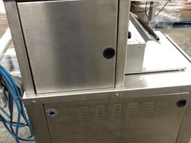 Food Tray Sealer - picture1' - Click to enlarge