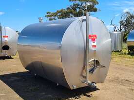 STAINLESS STEEL TANK, MILK VAT 8000lt - picture0' - Click to enlarge