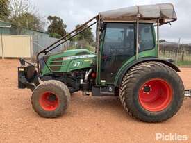 2015 Fendt 211P Vario - picture1' - Click to enlarge