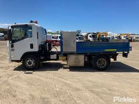 2011 Isuzu NPR 400 Medium - picture1' - Click to enlarge