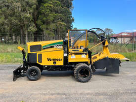 Vermeer SC552 Stump Grinder Forestry Equipment - picture0' - Click to enlarge