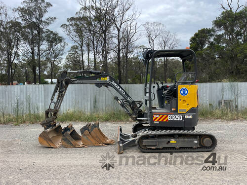 Volvo ECR25D Tracked-Excav Excavator