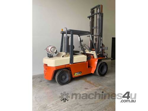 Nissan forklift Dual Wheel 4.0 tonne with 360 hydraulic  rotating clamp