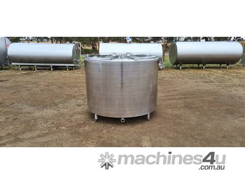 STAINLESS STEEL TANK, MILK VAT 1800lt