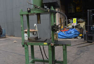 200 Tonne 4 column 2.2kW Hydraulic Fabricated Press Long Stroke 3 Phase