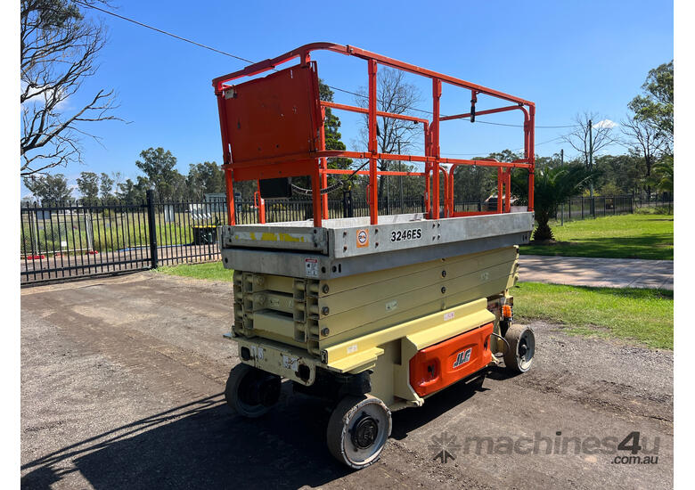 Used 2007 jlg 3246ES Electrical Scissor Lift in , - Listed on Machines4u