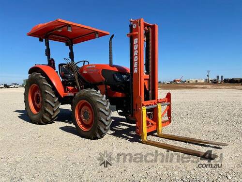 Kubota M7040SU