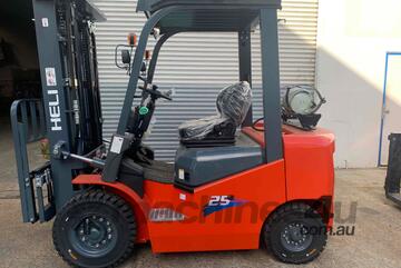 End Of Year Sale   2.5ton LPG Container Stuffer