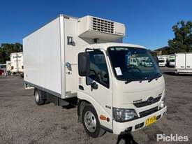 2017 Hino 300 series - picture0' - Click to enlarge